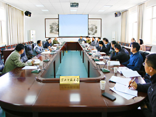乐鱼页面在线登录2017版研究生培养方案修订会议