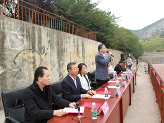乐鱼网页版登录入口信息学院举行2019级新生军训总结暨表彰大会