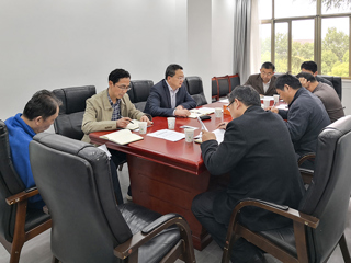 乐鱼页面在线登录实验室安全检查部署会议并开展现场检查