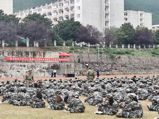 乐鱼网页版登录入口2024级新生消防安全讲座暨预防电信网络诈骗宣传教育活动