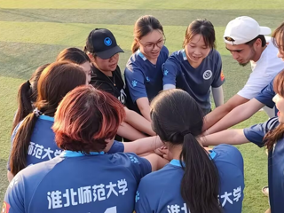 法学院女子足球队摘得学校首届“足协杯”足球赛冠军