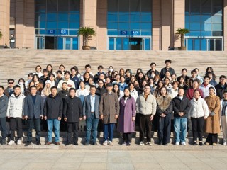文学院举办新闻传播专业研究生高质量培养论坛