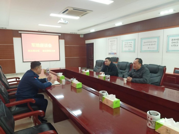 ce5c5d2acb6840cd8bb9beaaf065243e.jpg