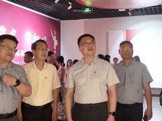 “绘画中的党史”作品临摹展在淮北市博物馆开展