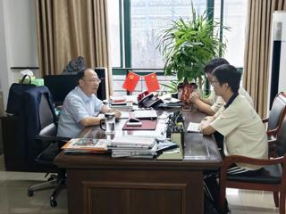 【校友寻访】淮师芳华寻迹，校友心语传情 | 暑期寻访——优秀校友陈国龙