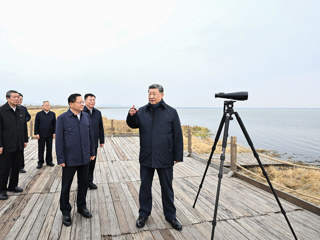 习近平在内蒙古乌兰察布考察时强调 统筹高质量发展和高水平保护 坚定不移走生态优先绿色发展之路